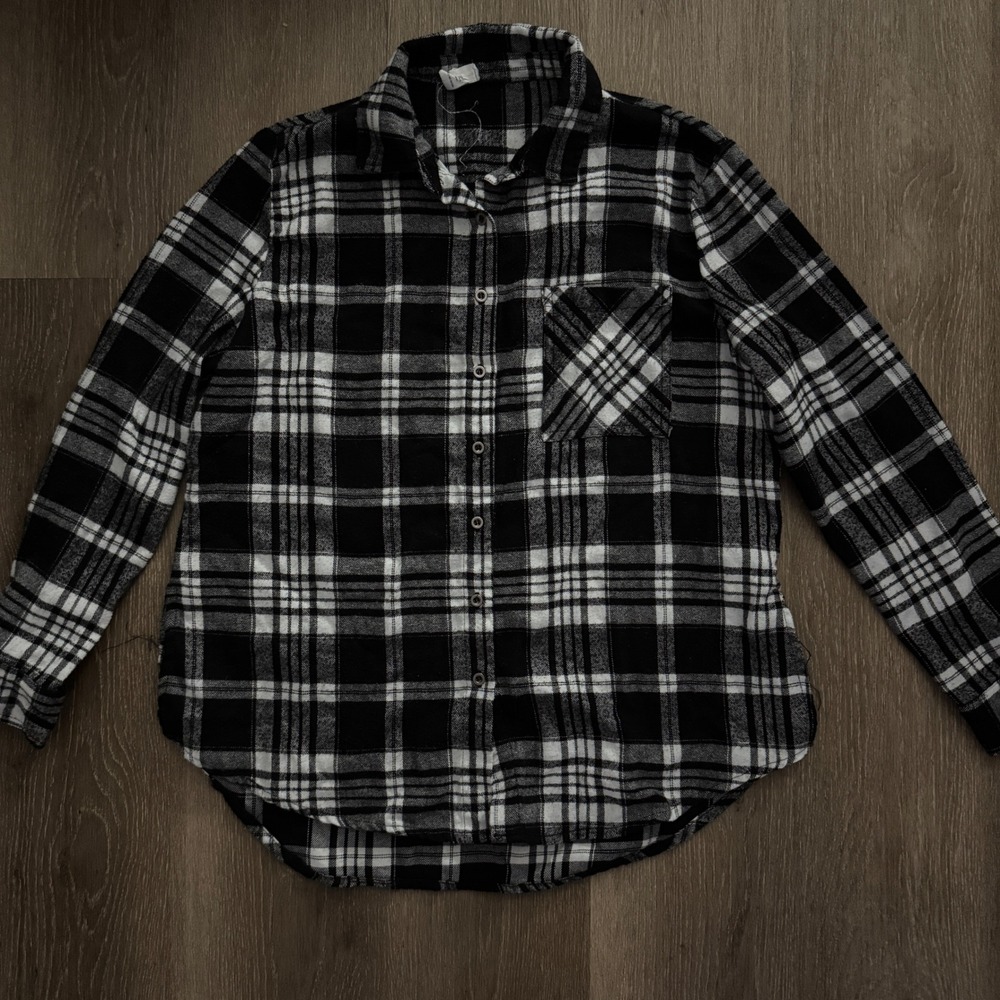 Birch and Stone Plaid Button Down Shirt Women Small Black White Long Sleeve